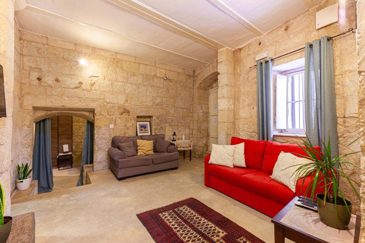Вилла Brg34 - Historical Vittoriosa Townhouse Экстерьер фото