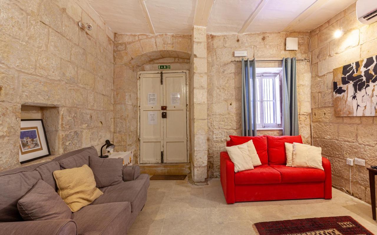 Вилла Brg34 - Historical Vittoriosa Townhouse Экстерьер фото