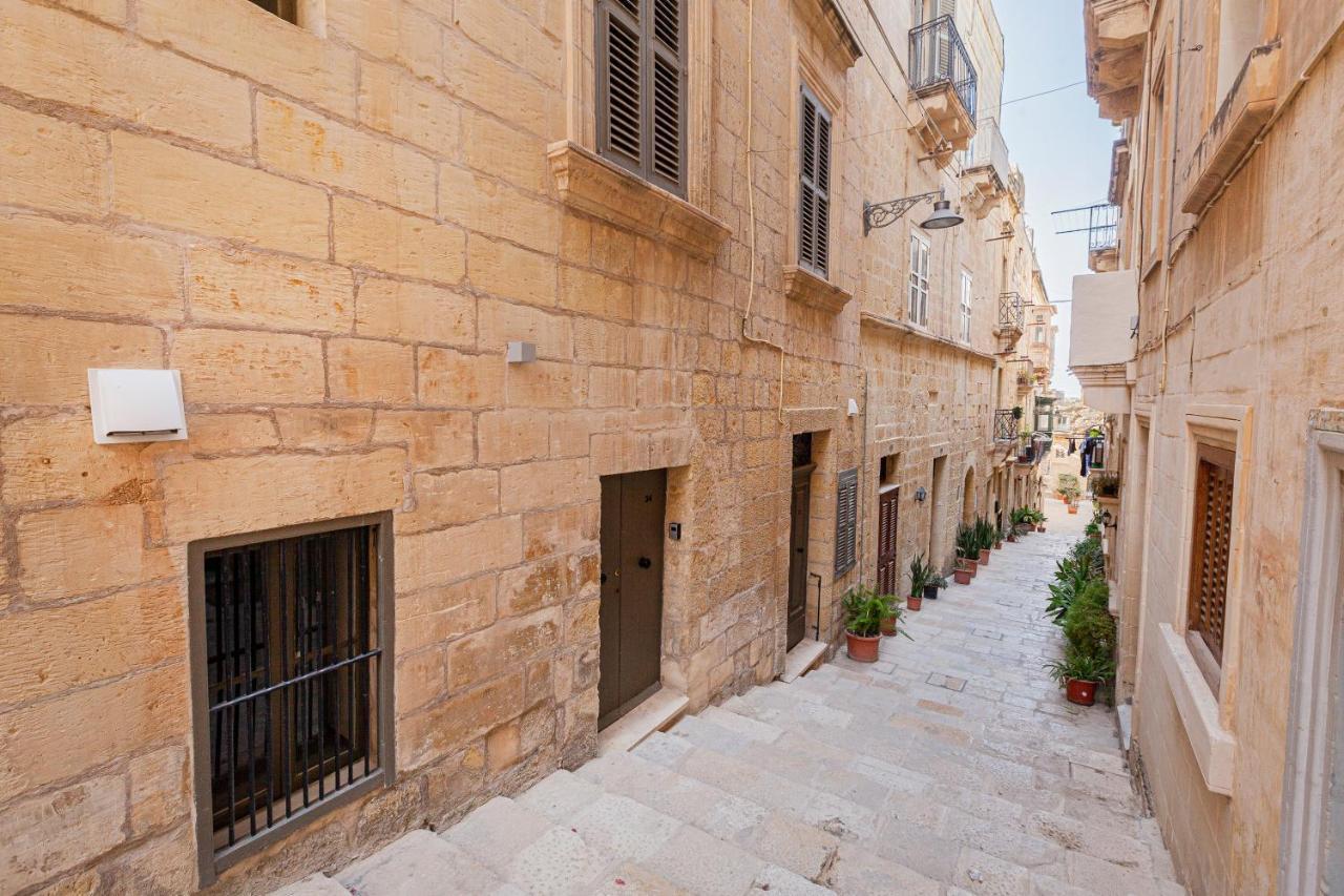 Вилла Brg34 - Historical Vittoriosa Townhouse Экстерьер фото