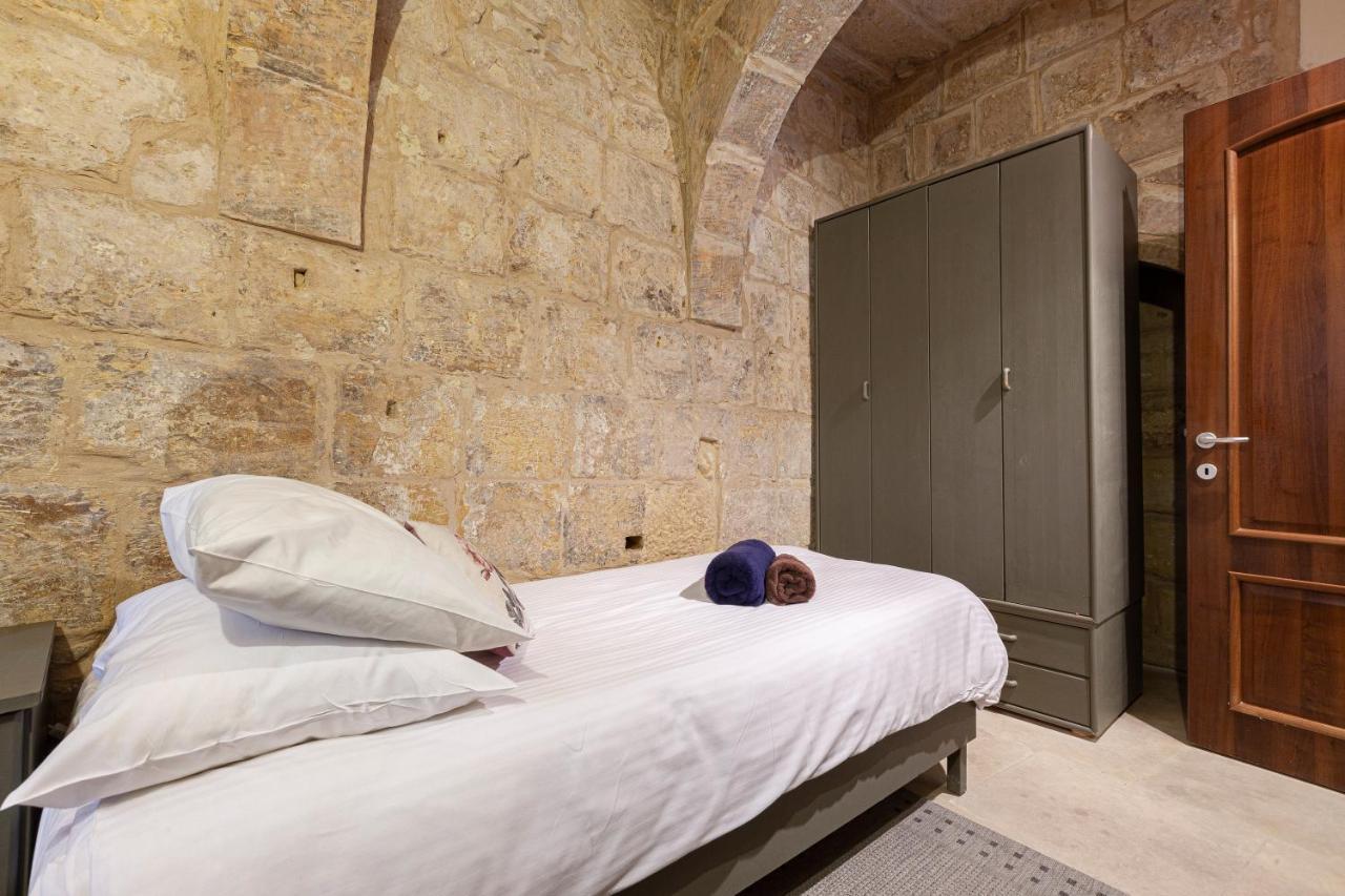 Вилла Brg34 - Historical Vittoriosa Townhouse Экстерьер фото